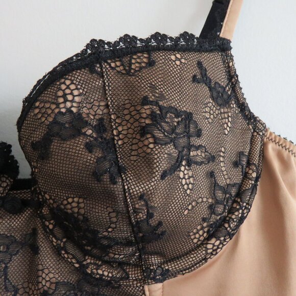 VICTORIA'S SECRET VERY SEXY Gold Black Lace Bustier Bra Goth Fairy - Size 34B - Picture 4 of 15